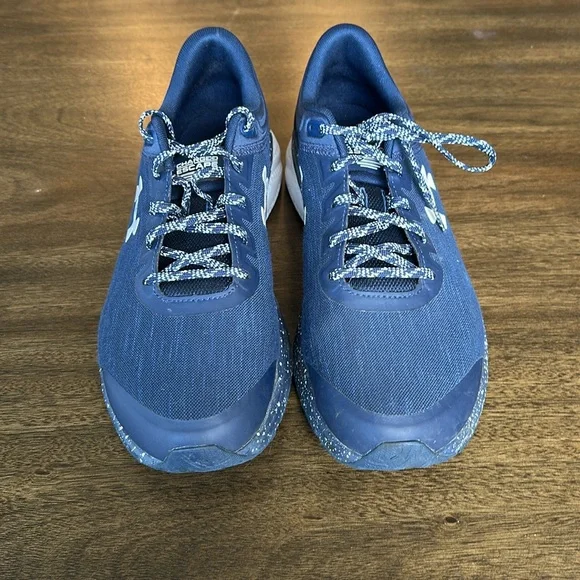 Under Armour Navy Sneakers with White Logo *Like new* mens 10.5, $4.99 shipping - Picture 2 of 6